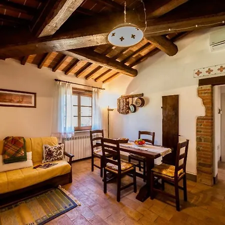 Popoltaio-schiacciato Sleeps 4 Pool T762687 Apartman *